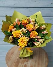 Букет цветов из:  Альстромерии и Розы в Красноярской Ростовская область