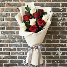 Букет цветов из:  Розы в Красноярской Ростовская область