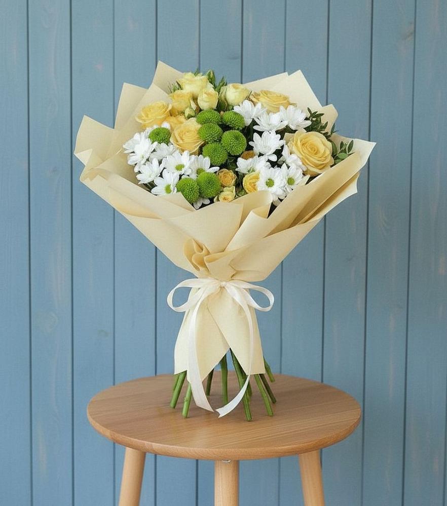 Букет цветов из: Хризантемы и Розы в Красноярской Ростовская область