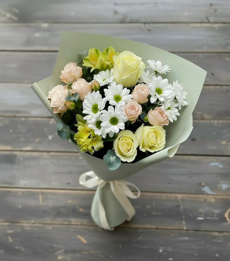 Букет цветов из: Альстромерии, Розы и Хризантемы в Красноярской Ростовская область