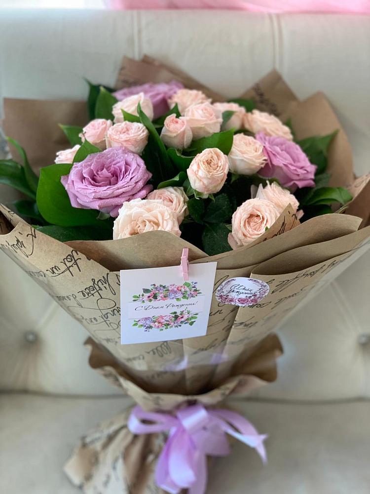 Букет цветов из: Розы в Красноярской Ростовская область