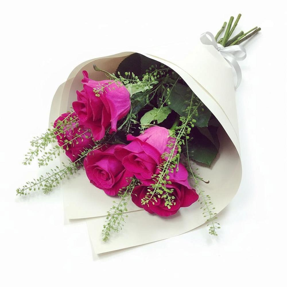 Букет цветов из: Розы в Красноярской Ростовская область