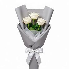 Букет 3 белые розы в Красноярской Ростовская область